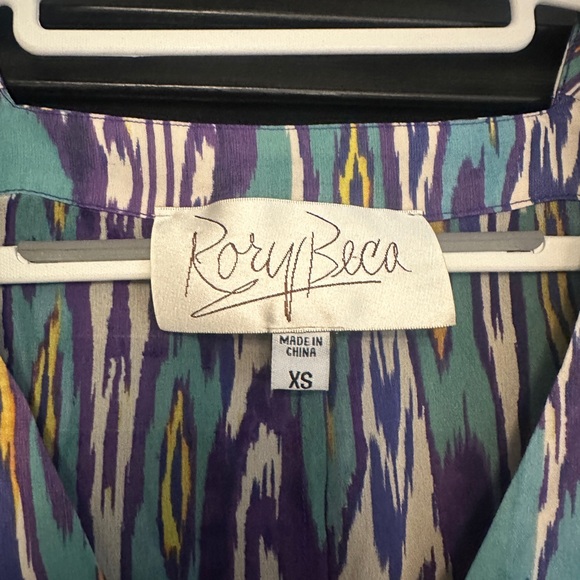 Women's Multicolor Patterned Top - Picture 4 of 5